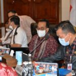 Gubernur Jambi Al Haris bersama menteri Perhubungan RI