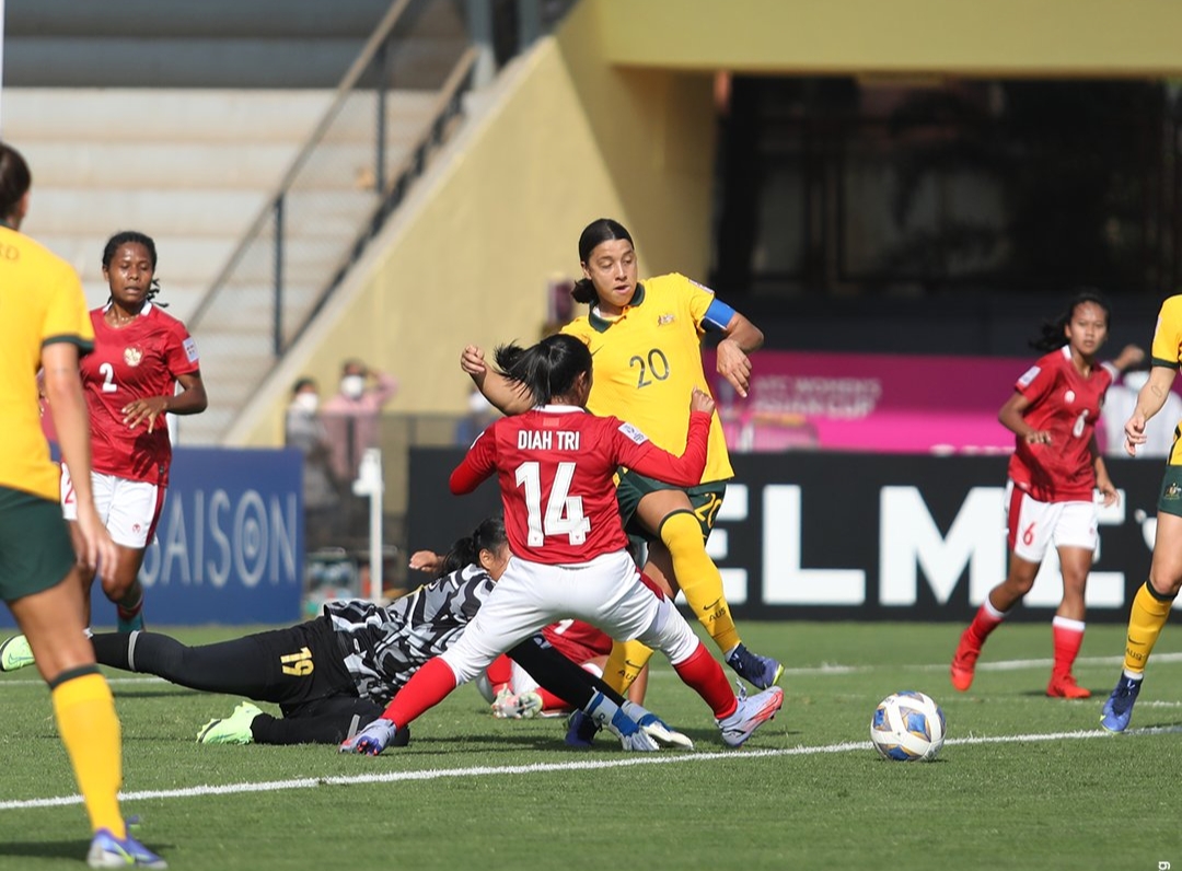 Timnas Putri Indonesia saat berhadapan dengan Australia di Piala Asia Wanita 2022 (@PSSI)