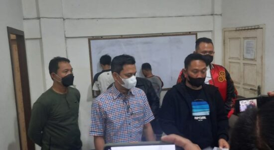Polresta Jambi memberikan keterangan pers terkait pembunuhan di Pasar Angso Duo