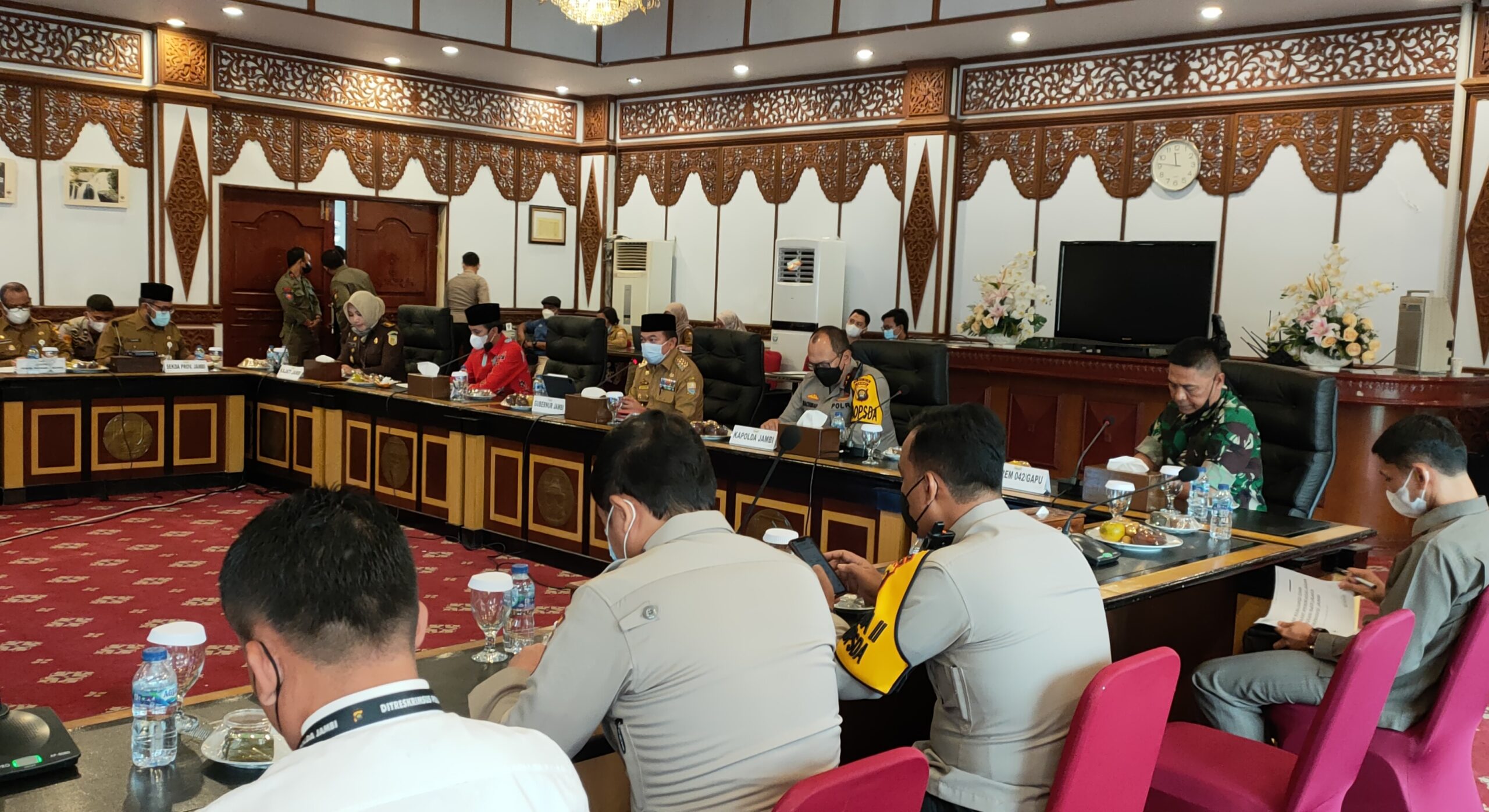 Rapat evaluasi dan tindak lanjut peyelesaian permasalahan angkatan batubara, Senin (31/01/2022).