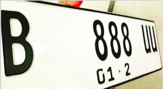 Pelat nomor dasar warna putih. Foto Istimewa