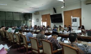 Itjen Kemendagri rapat bersama Pemprov Jambi dan Pemerintah Kabupaten Kota se Provinsi Jambi membahas percepatan realisasi APBD 2022
