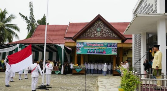 Wakil Bupati Merangin Nilwan Yahya pimpin Upacara HAB ke 77 Menenag 2023. Foto: guh/Pariwarajambi