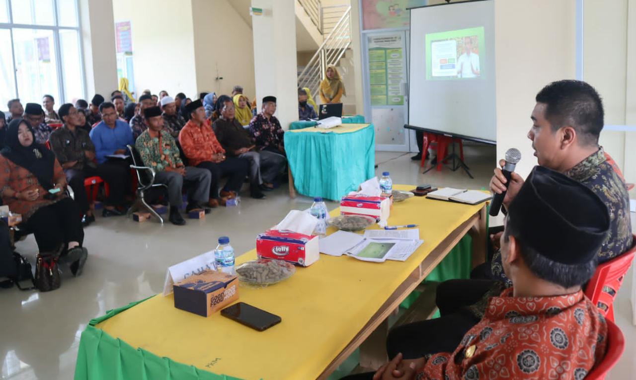 Nilwan Yahya saat melakukan Kunker monitoring dan evaluasi stunting anak serta penurunan angka kemuskinan ekstrim. Foto: guh/Pariwarajambi