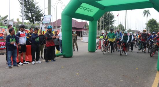 Al Haris Lepas Fun Bike Gowes To Gambut. Foto Agus Kominfo Prov Jambi