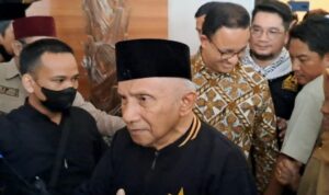 Ketua Majelis Syura Partai Ummat Amien Rais Umumkan Partai Umat mendukung Anis sebagai Capres 2024. (KOMPAS.com/ADHYASTA DIRGANTARA)