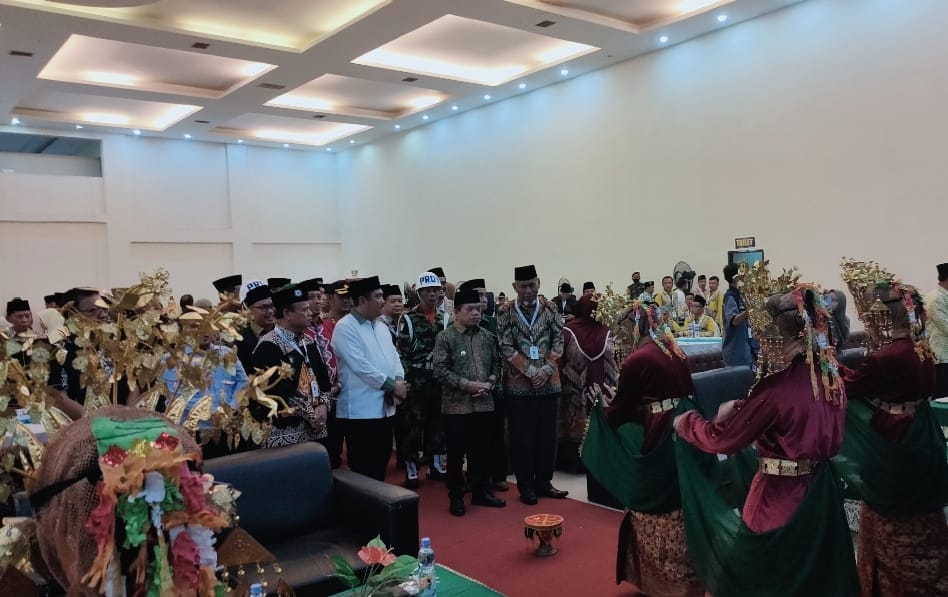 Gubernur Jambi Al Haris saat menghadiri Miswil ke-17 Muhammadiyah Jambi di Kota Bungo. Foto: Riky Serampas/Pariwarajambi