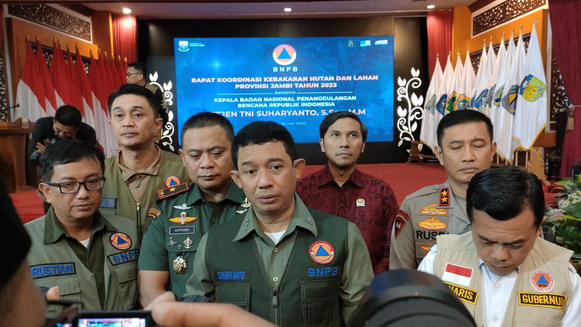 Kepala BNPB Letjen TNI Suharyanto mewanti-wanti agar tidak terjadi Karhutla seperti tahun 2015 lalu. Foto: Riky Serampas/Pariwarajambi