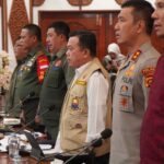 Gubernur Jambi Al Haris bersama pimpinan Forkopimda ikut rapat koordinasi Karhutla bersama Kepala BNPB Letjen TNI Suharyanto. Foto dok Kominfo Prov Jambi