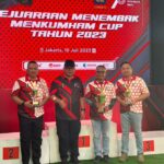 Wakili Kanwil Kemenkumham Jambi, Kalapas Kuala Tungkal Raih Juara II Turnamen Menembak Semarak HDKD ke 78. (Foto/ist)