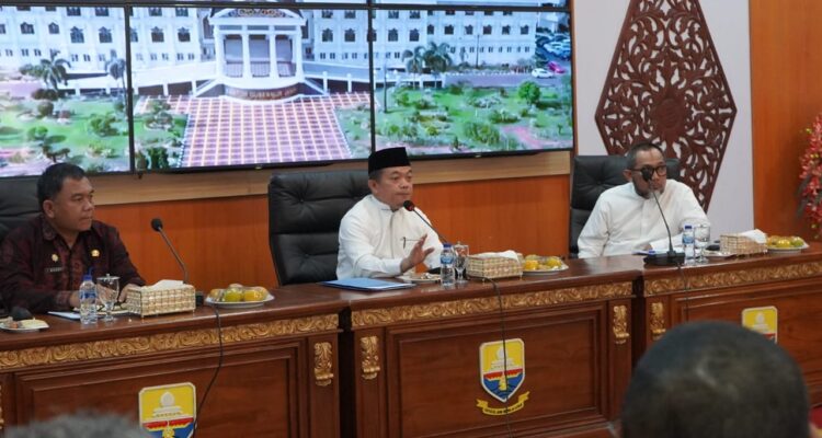 Rapat koordinasi pembebasan lahan fasilitas umum pembangunan jalan tol di wilayah Provinsi Jambi. Foto dok Kominfo Prov Jambi