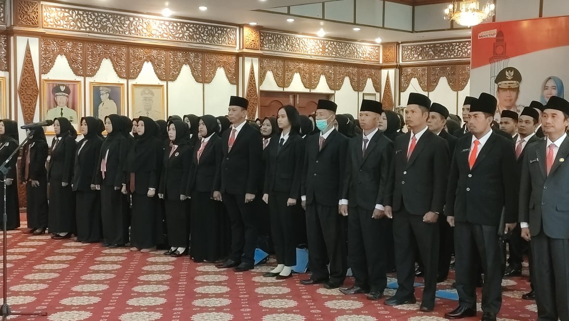 Pegawai Pemerintah dengan Perjanjian Kerja (PPPK) Provinsi Jambi terima SK. Foto: Riky Serampas/Pariwarajambi
