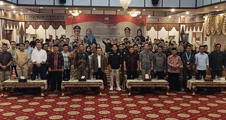 Gubernur Jambi Al Haris diacara pelantikan pengurus HMPM Jambi. Foto: Riky Serampas/Pariwarajambi