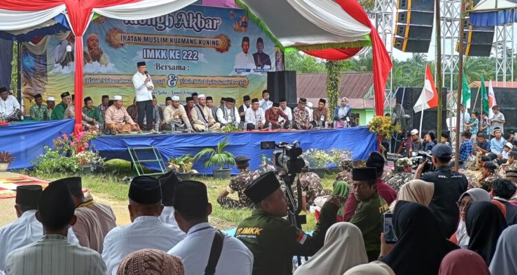 Gubernur Al Haris Hadiri Tabligh Akbar Ikatan Muslim Kuamang Kuning. Foto: Riky Serampas/Pariwarajambi