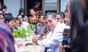 Menaker Sebut Industri Kreatif Bisa Jadi Laboratorium Program Magang Nasional - 5